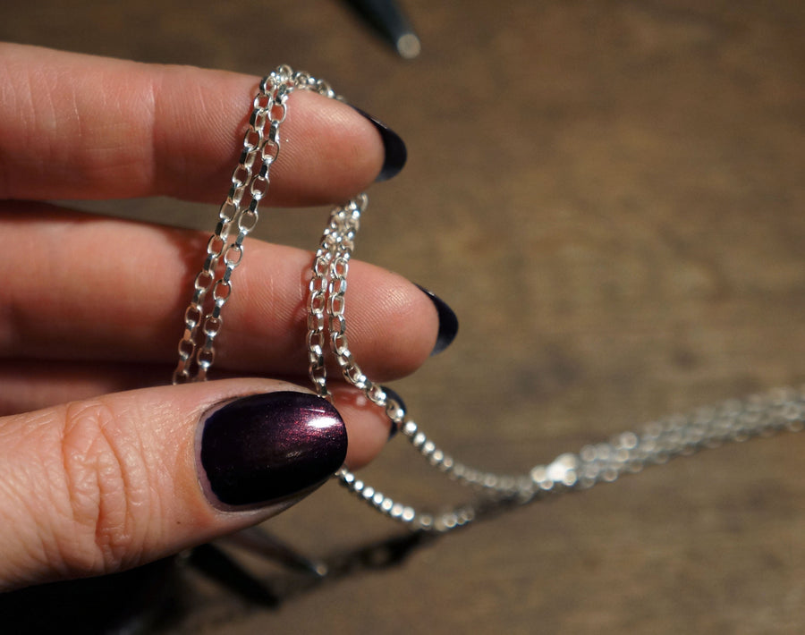 Silver belcher chain with Mutiny Pendant Hex Cavelli